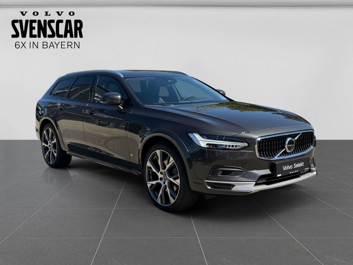 Volvo V90 Cross Country B4 AWD Ultimate B&W StandHZG L
