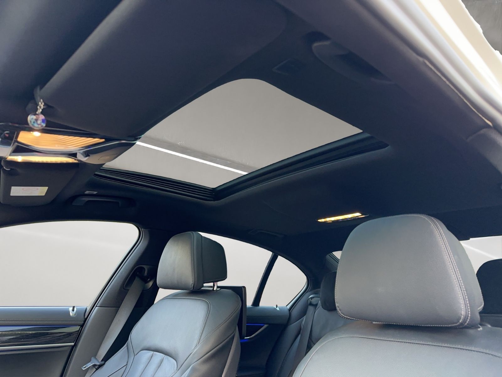 BMW d xDrive Sport-Paket M* Top Ausstattung!*