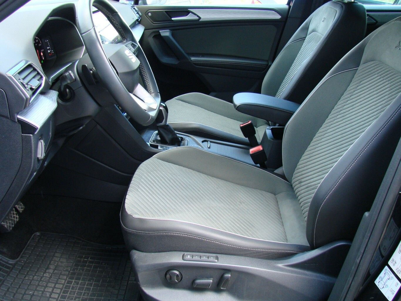 Seat Tarraco 2.0TDi Xperience ACC Pano LED AHK 7Sitze