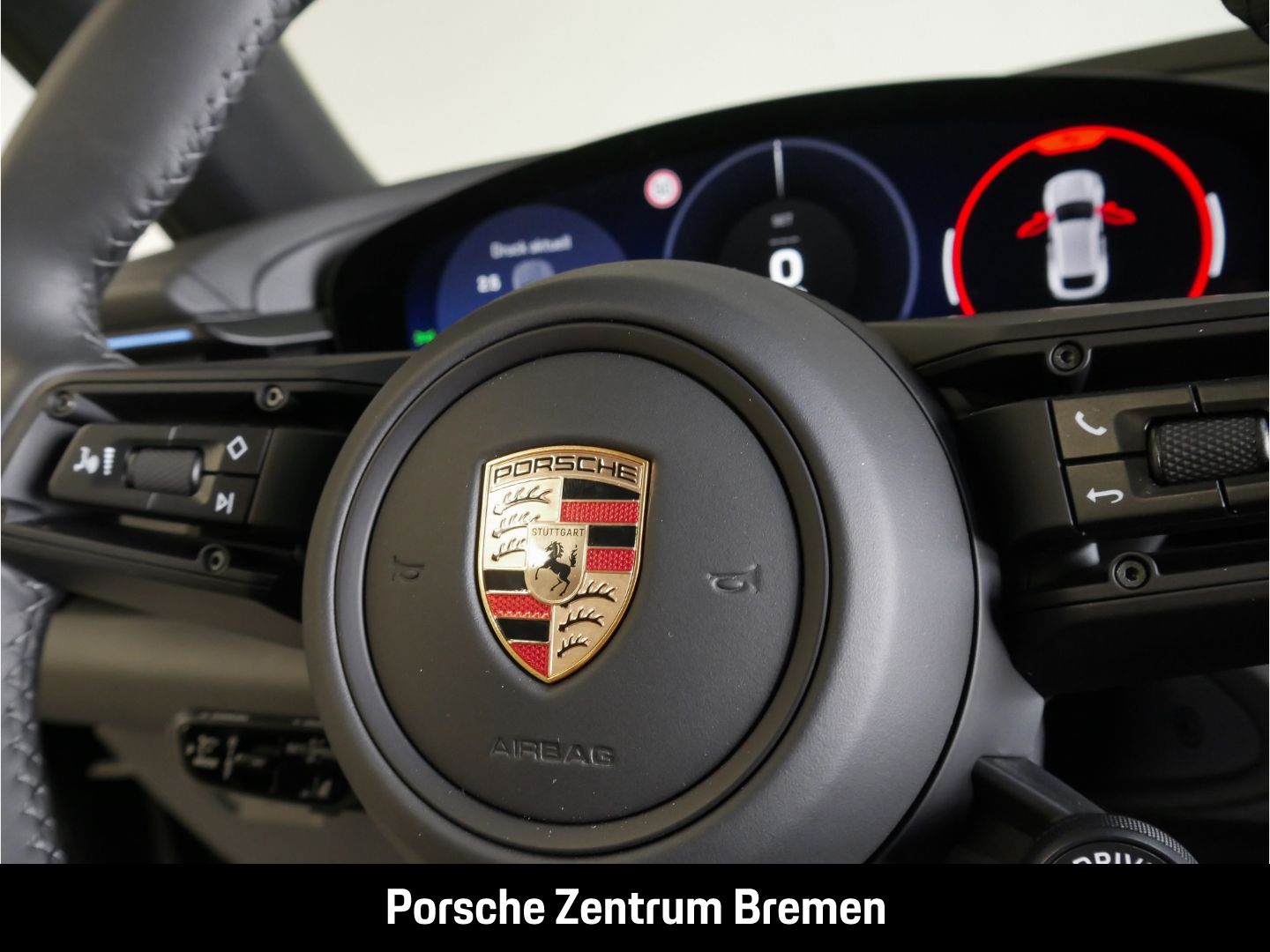 Porsche Macan 4 Sportpaket - Samsaru's Car Outlet