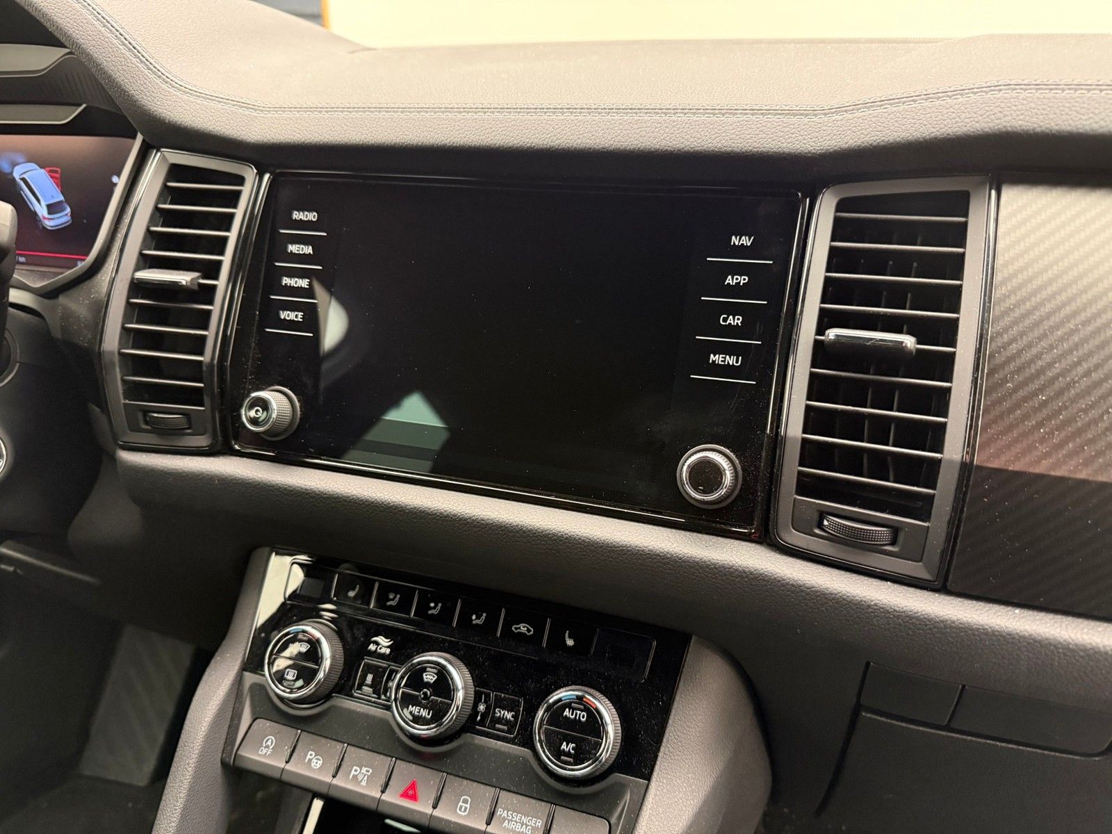 Skoda Kodiaq TDI DSG 4x4 Sportline BusinessKessy20AHK