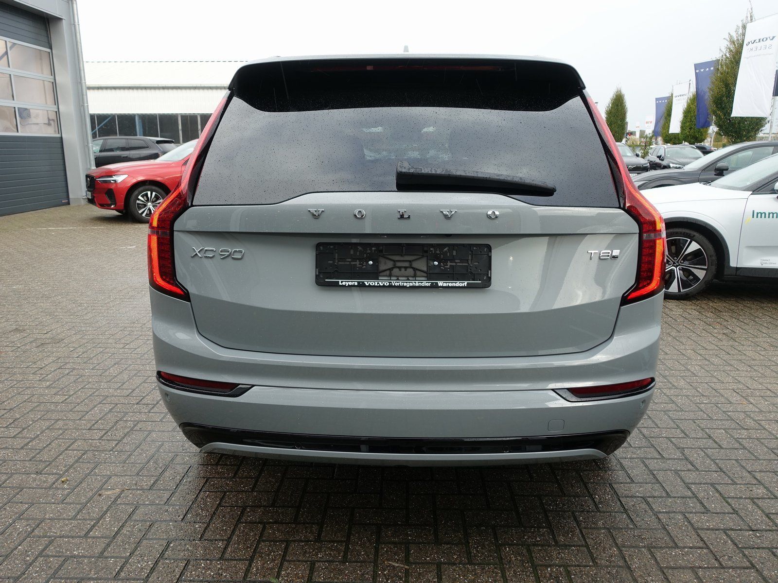 Volvo XC90 Plus Dark T8 AWD B&W/HUD/PANO/FOUR-C/360°