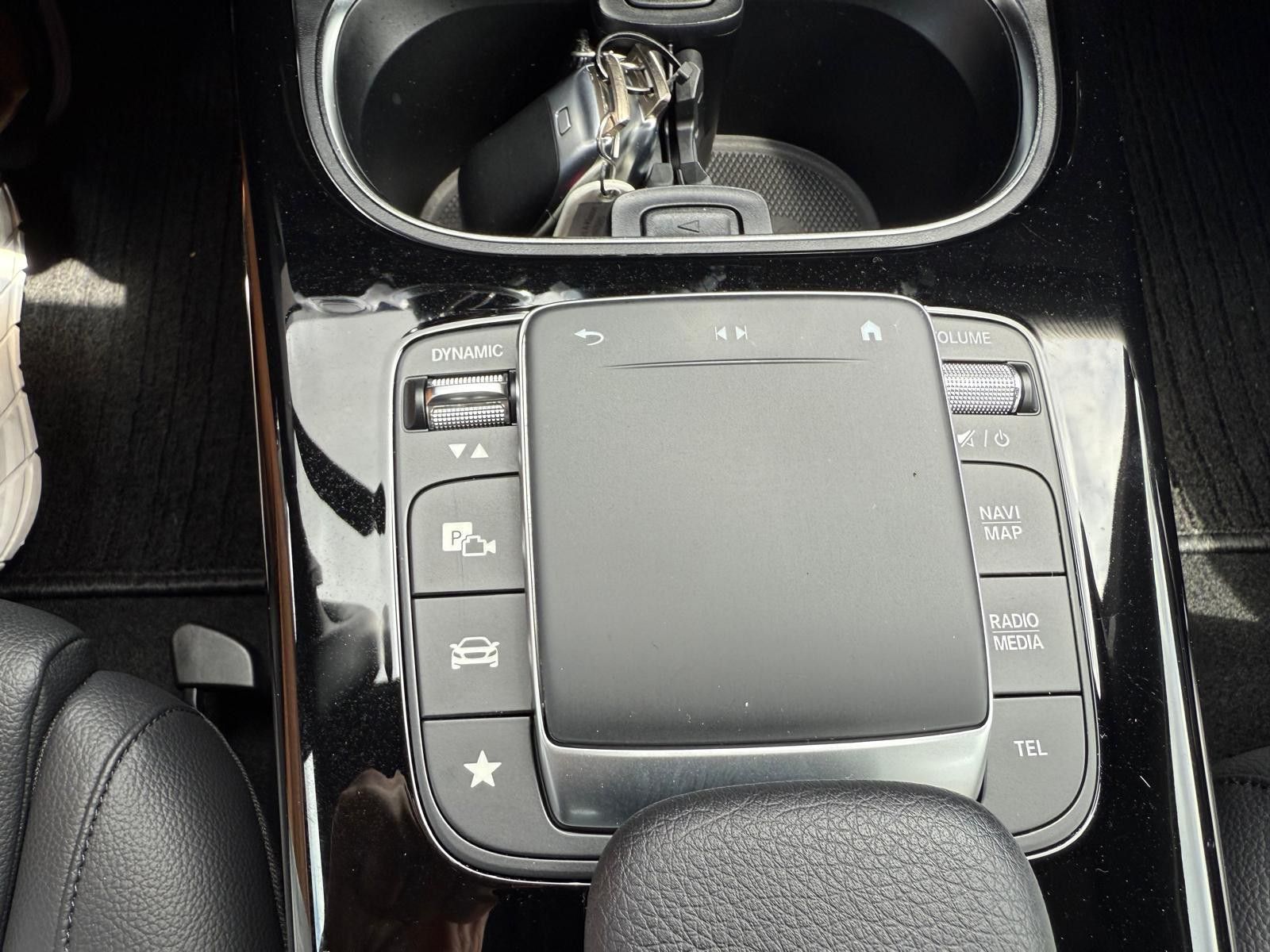 Mercedes-Benz A 200 7G-DTC Advanced - Samsaru's Car Outlet