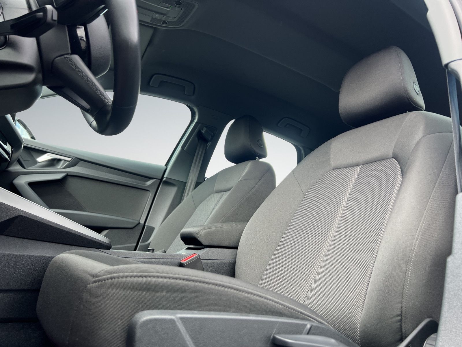 Audi A3 Sportback 30 TFSI advanced - Samsaru's Car Outlet