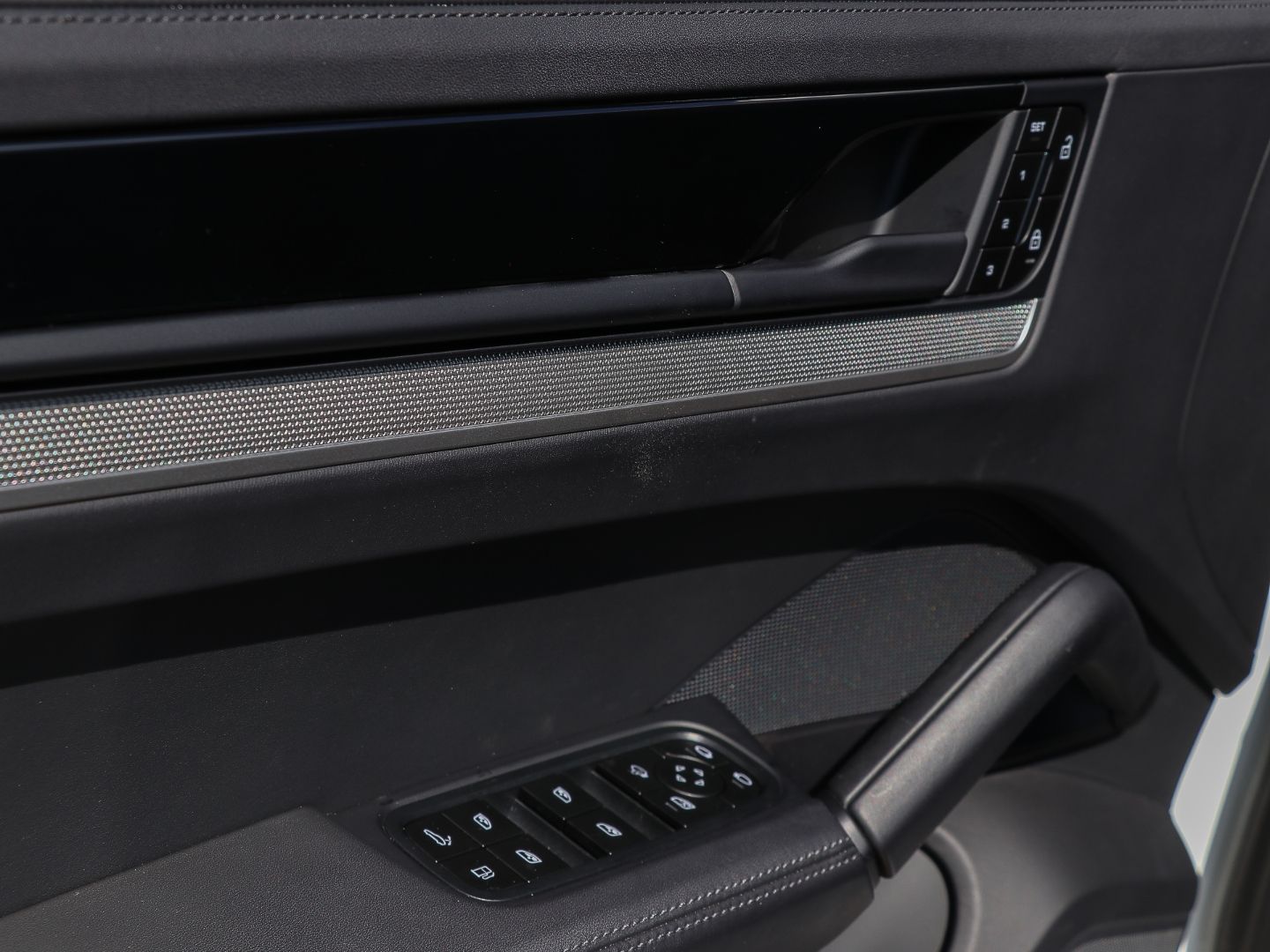 Porsche Cayenne E-Hybrid BOSE InnoDrive BOSE Surround-Vi