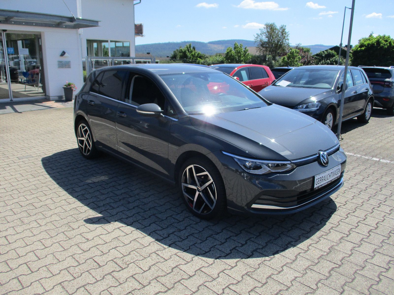 Volkswagen Golf VIII Style eHybrid DSG - Samsaru's Car Outlet