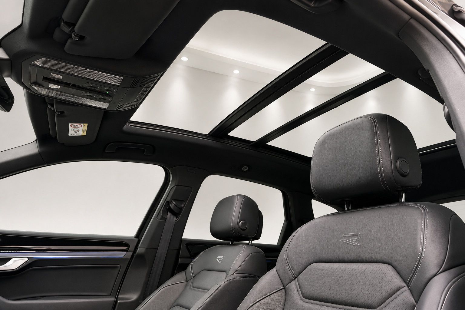 Volkswagen Touareg R LINE-4MOTION-KAME-PANO-MATRIX-VIRT-19'