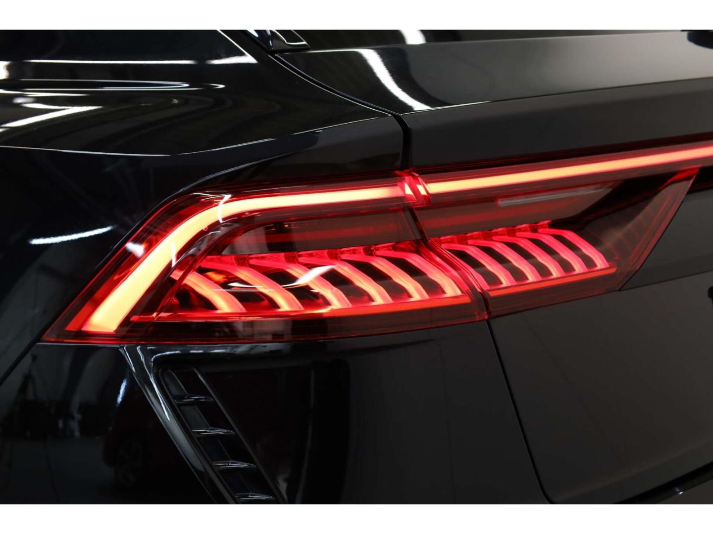 Audi RSQ8 4.0 TFSI quattro