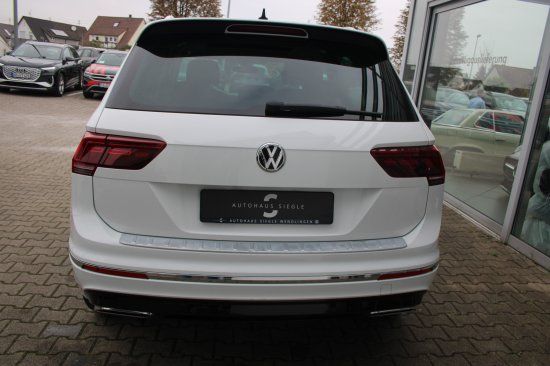 Volkswagen Tiguan 2.0 TDI 4Motion R-Line DSG Pano AHK ACC 2