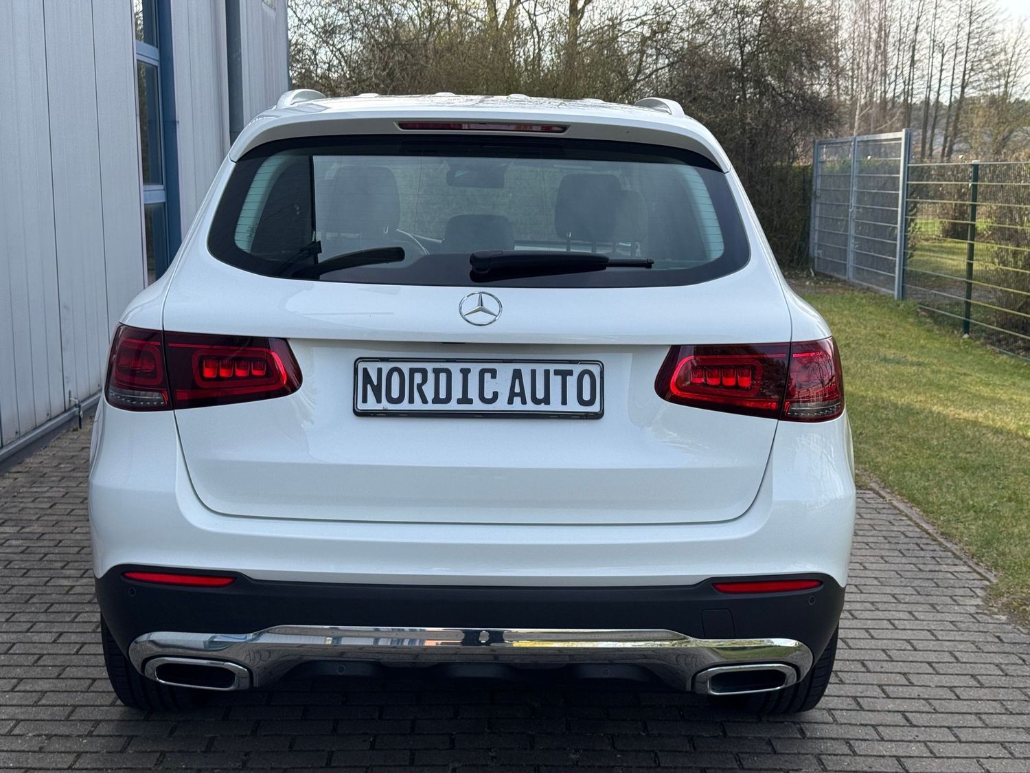 Mercedes-Benz GLC 220 d 4M Leder+Sitzbelüftung+8FachBereift+AC