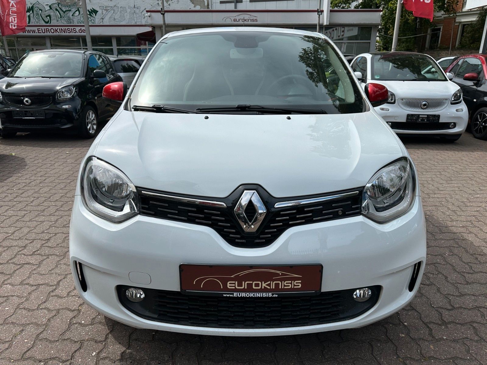 Renault Twingo TCe90 - Samsaru's Car Outlet