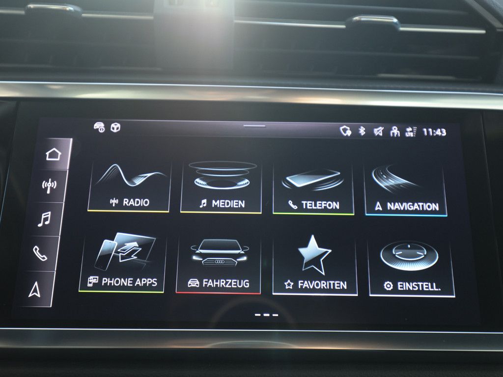 Audi Q3 advanced 35 TDI quattro S tronic - Samsaru's Car Outlet