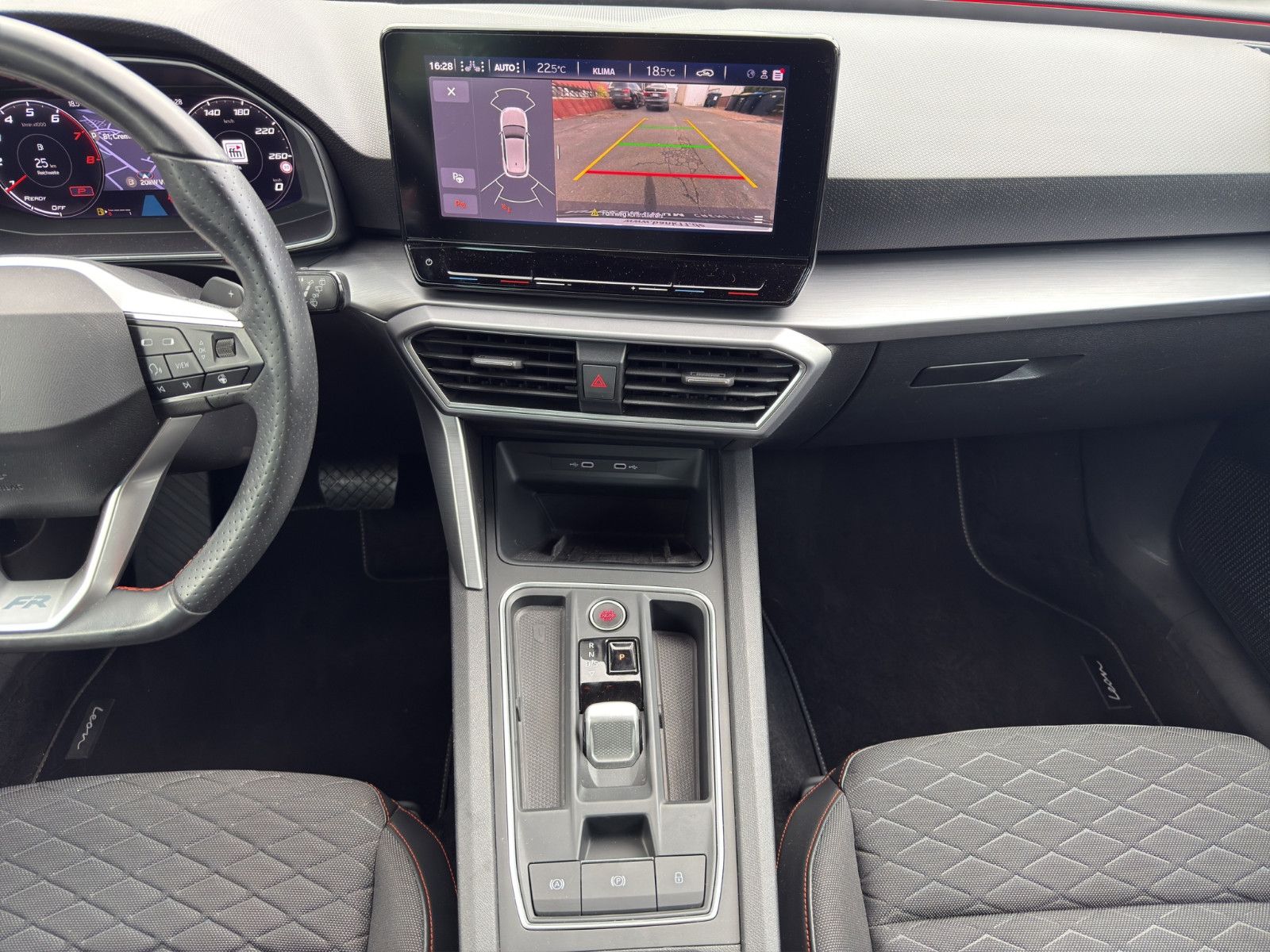 Seat Leon FR 1.5 eTSI DSG - Samsaru's Car Outlet