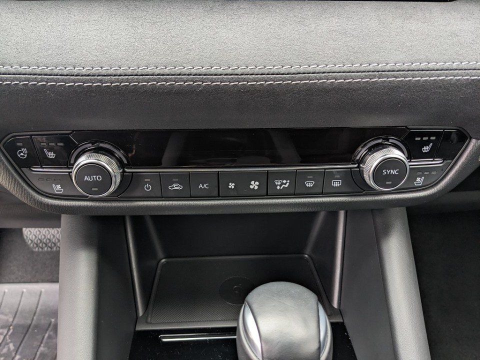 Mazda 6 4-Türer 2.5l Takumi GSD Nappaleder Schwarz Bos