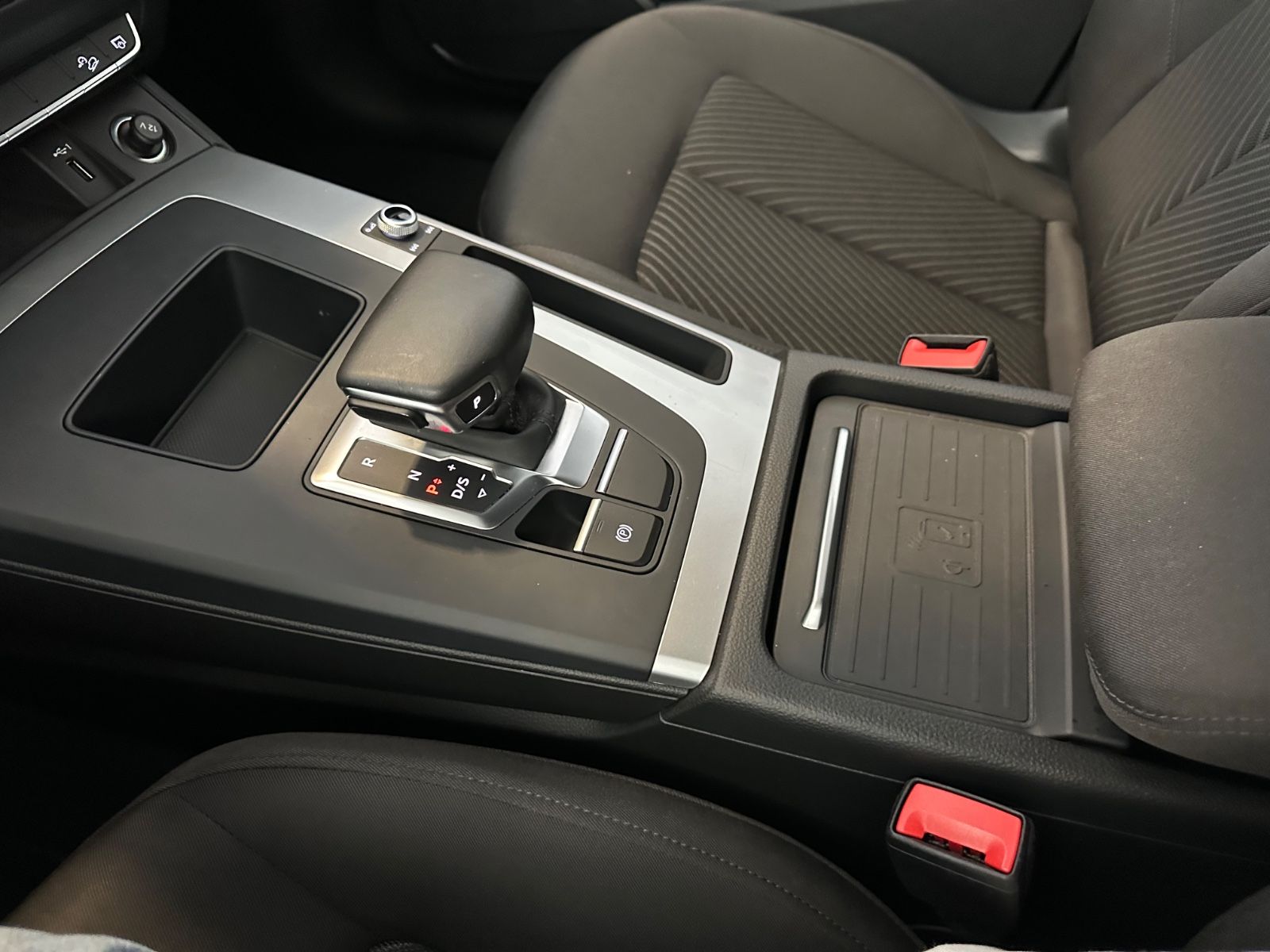 Audi Q5 40 TDI quattro S line - Samsaru's Car Outlet