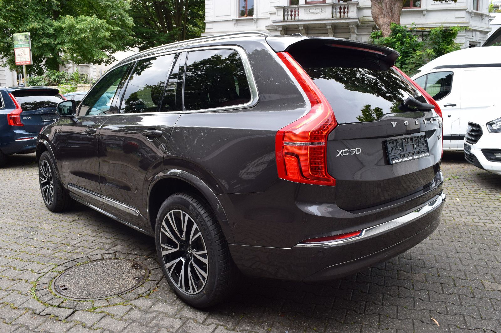 Volvo XC90 T8Plus Bright AWD - Samsaru's Car Outlet
