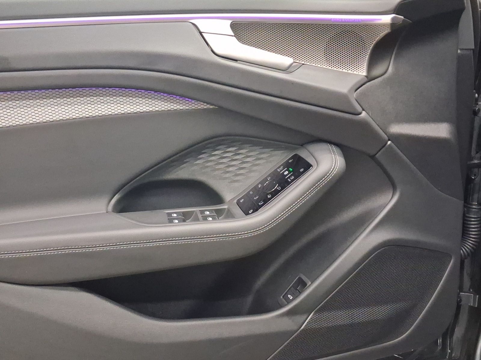 Audi A6 Limousine TFSI 2x S LINE LEDER MATRIX HuD B&O
