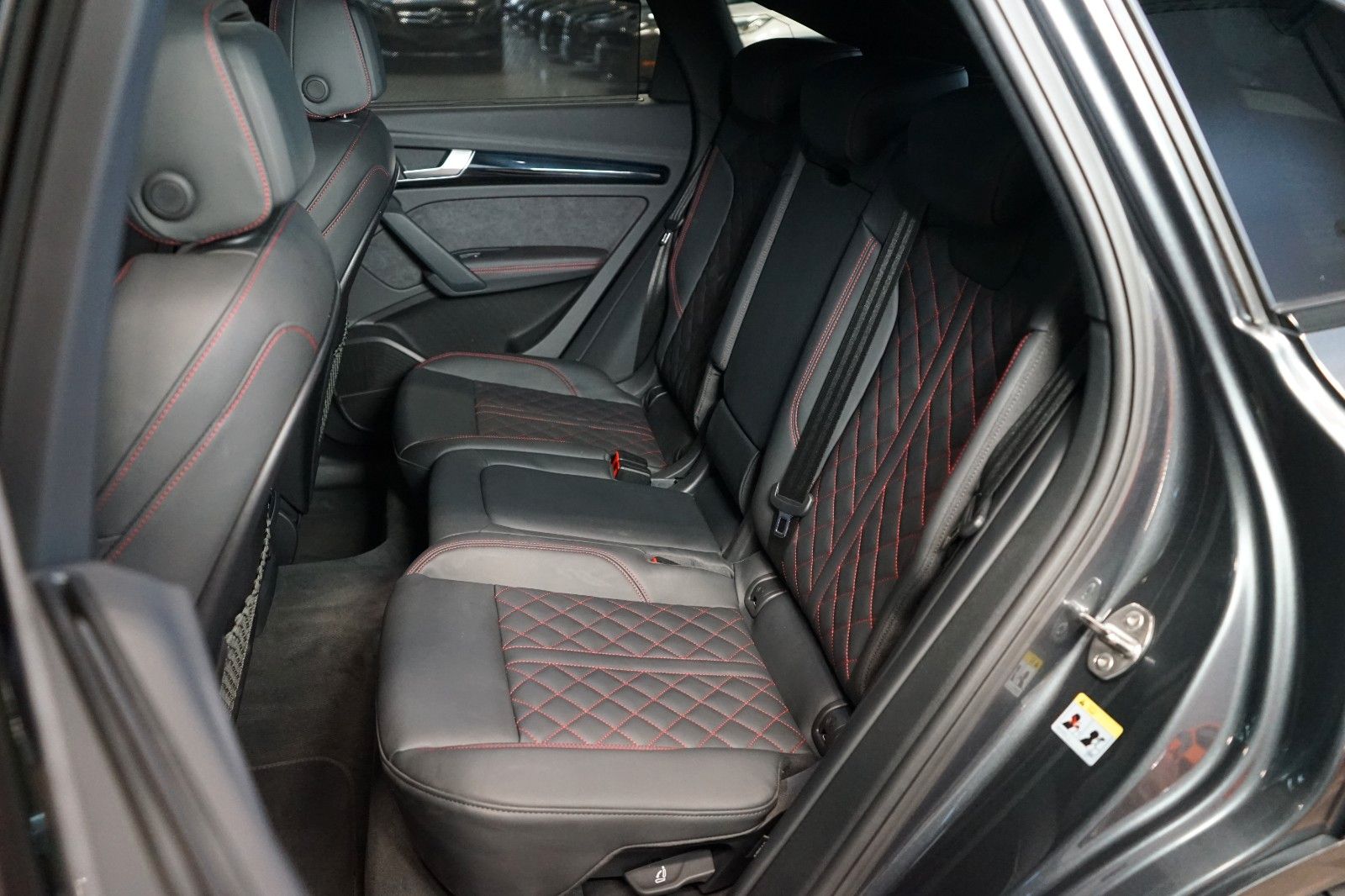 Audi 40 TDI quattro S line - Samsaru's Car Outlet