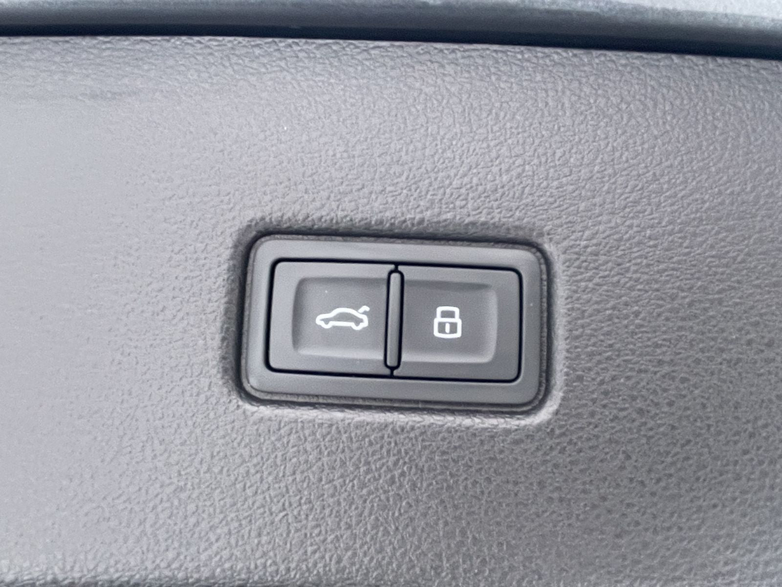 Audi Q5 SB 40 TDI qu. S line Matrix B&O Pano Kamera