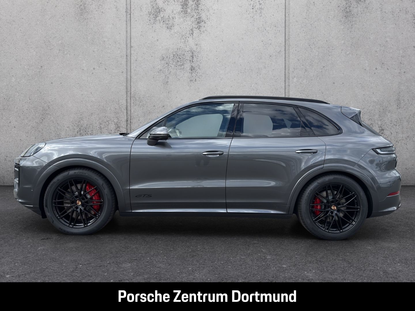 Porsche Cayenne GTS Hinterachslenkung Head-Up Display