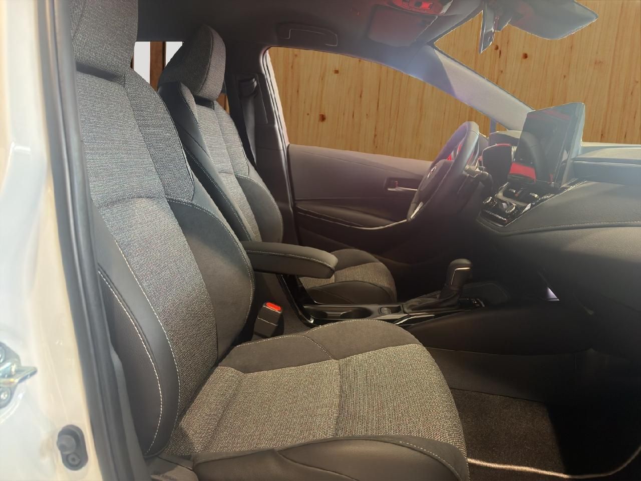 Toyota Corolla TS 1.8l Hybrid Teamplayer + Technikpaket
