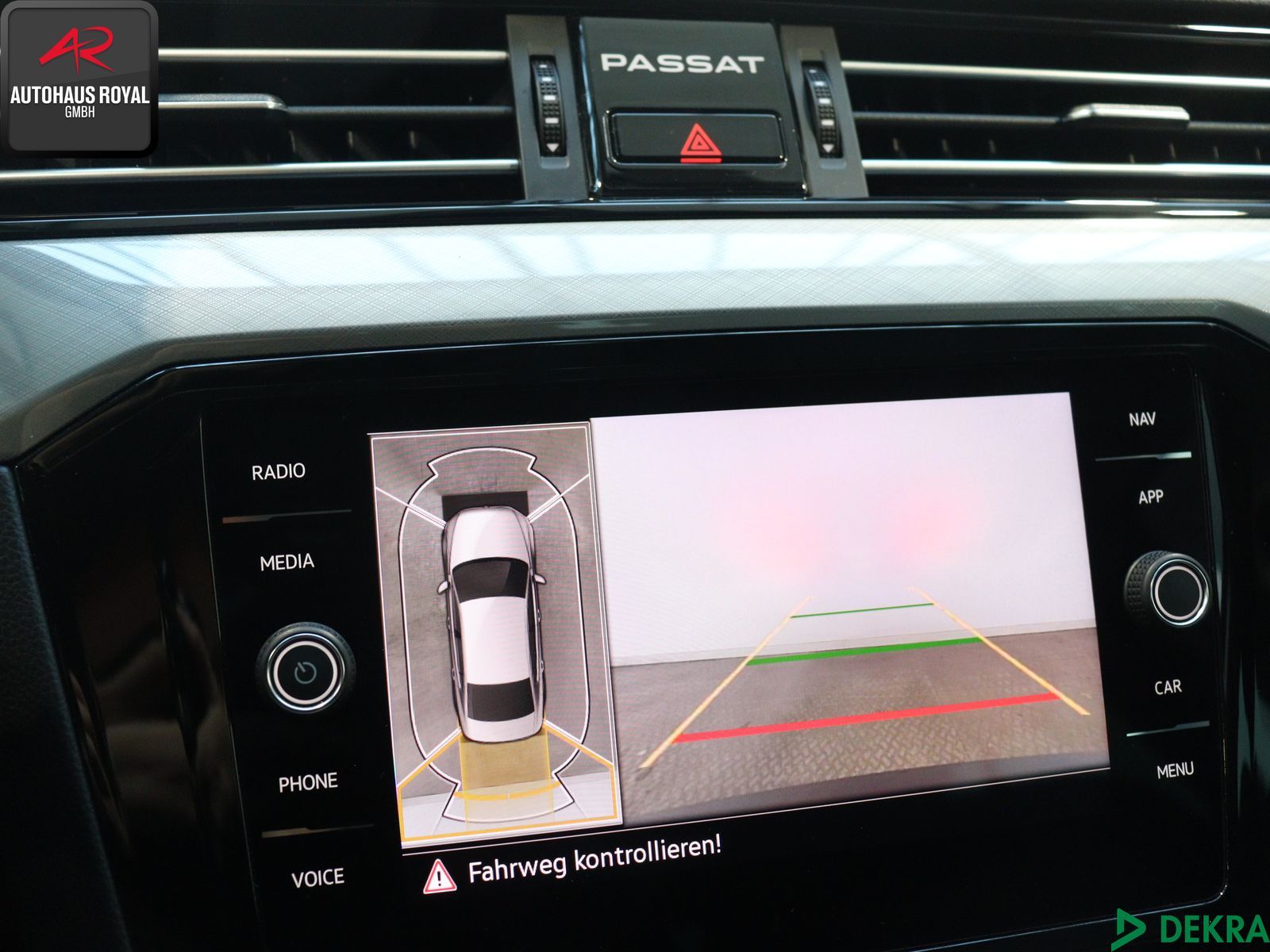 Volkswagen Passat 1.4 TSI GTE - Samsaru's Car Outlet