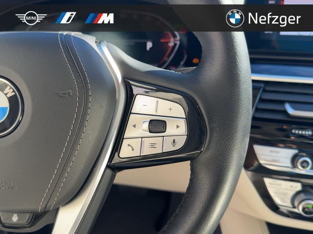 BMW 540 i xDrive Limousine Luxury Line RFK Standheiz