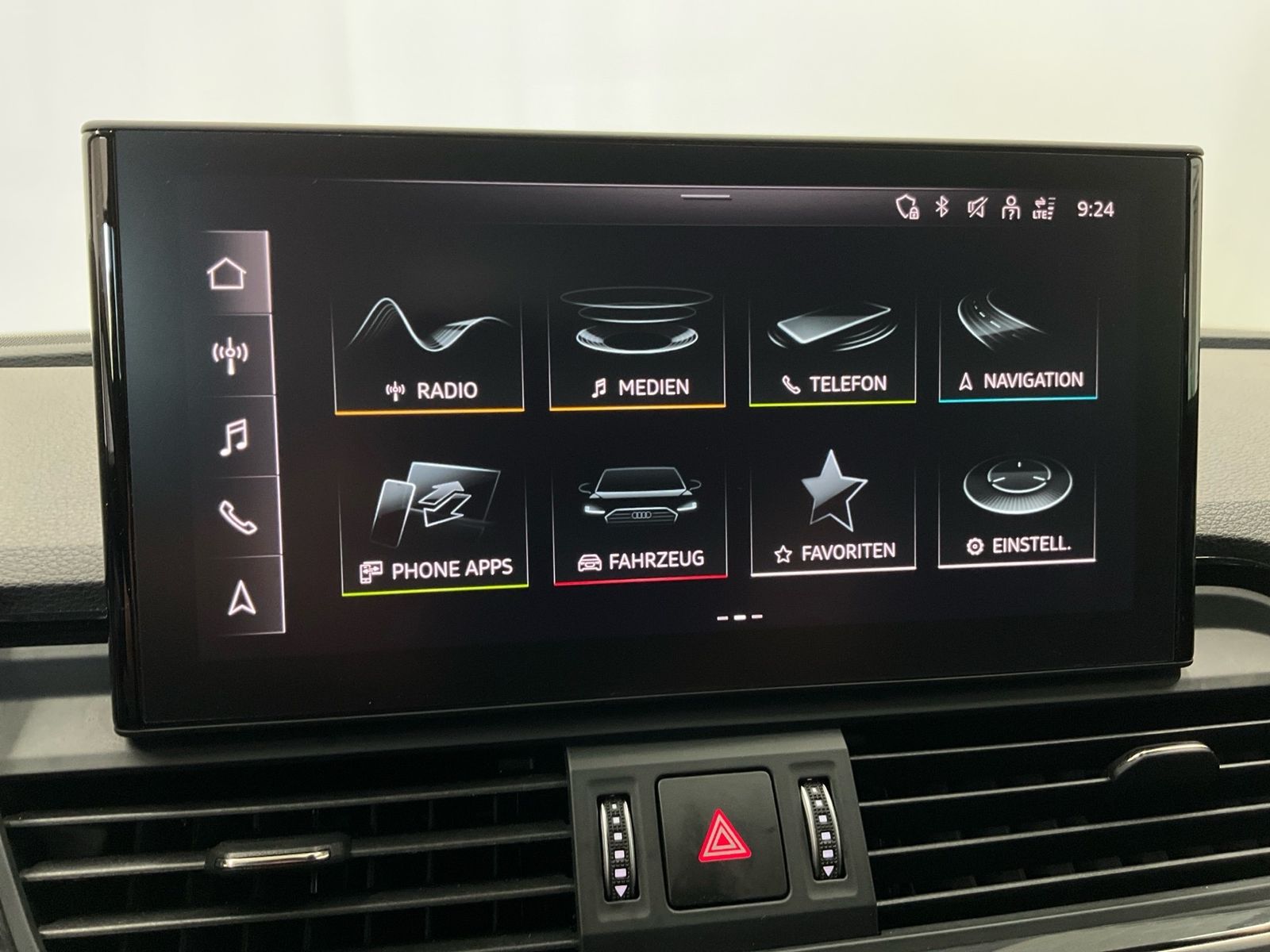 Audi Q5 S-LINE BLACK 40TDI S-TRONIC - Samsaru's Car Outlet