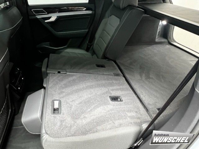 Volkswagen Touareg 4.0 V8 TDI R-Line - Samsaru's Car Outlet