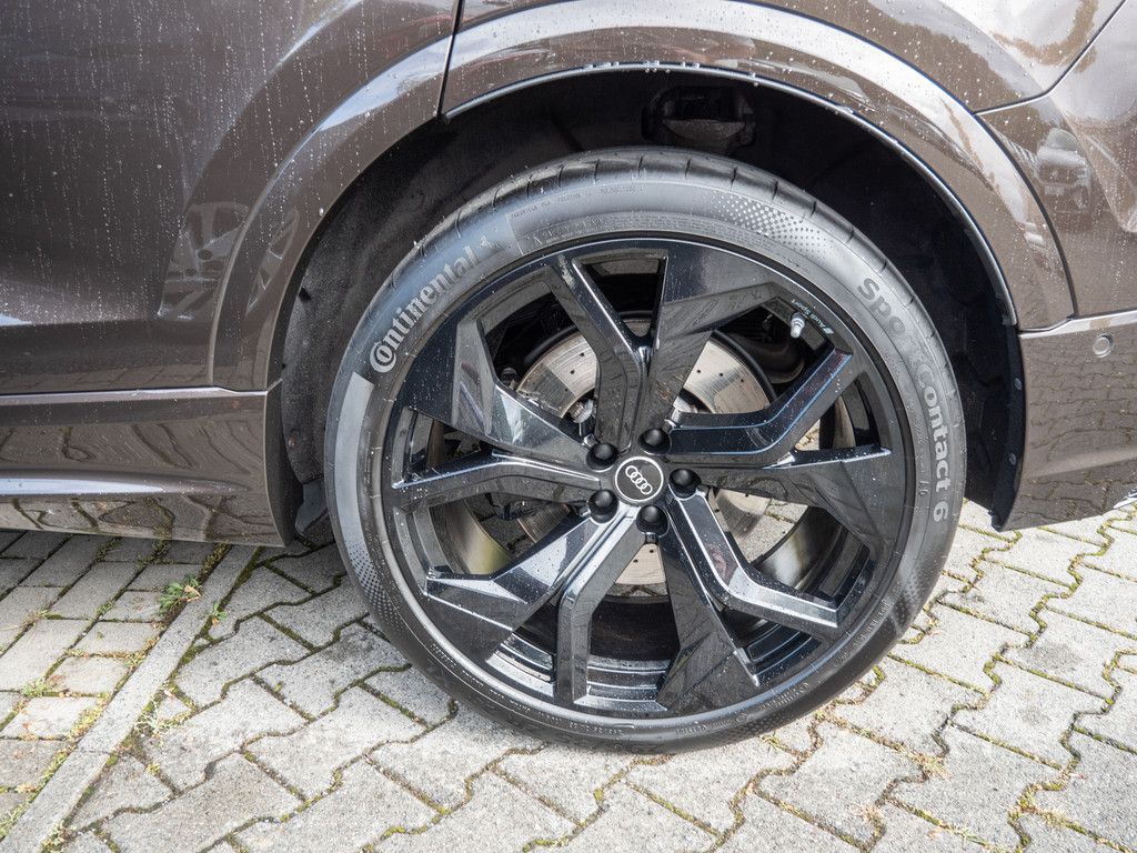 Audi RS Q8 TFSI quattro MATRIX HUD PANO STAND