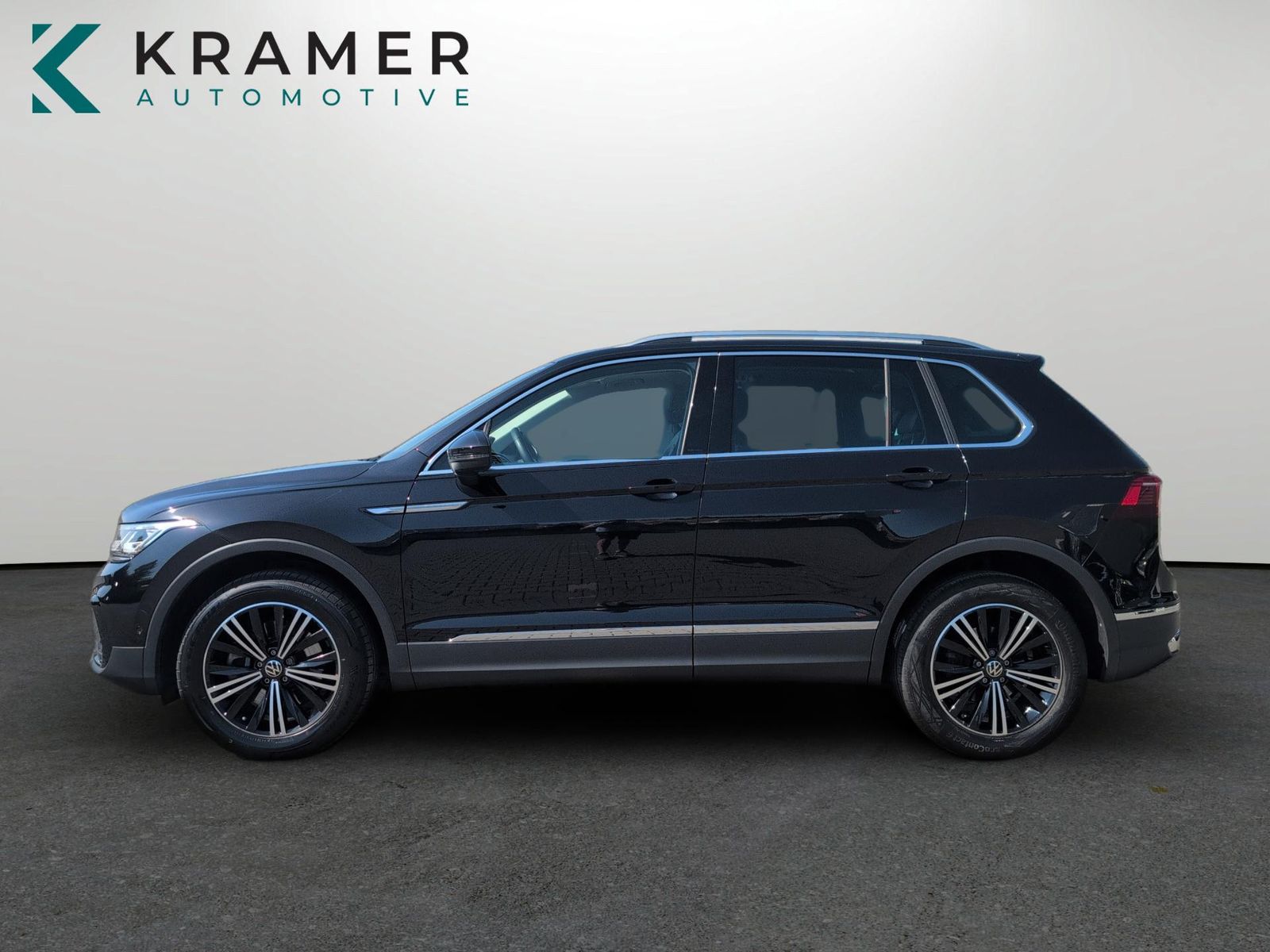 Volkswagen Tiguan Elegance 4M MATRIX+PANO+HUD+LEDER+VOLL!!