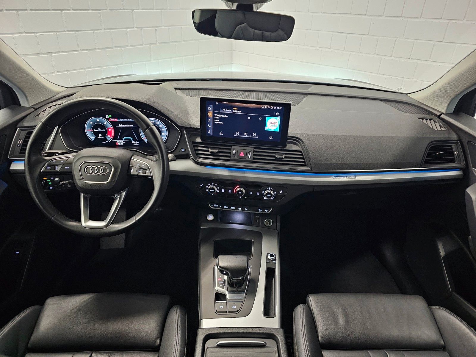 Audi Q5 40 TDI quattro S line + Head-Up/ACC/CarPlay