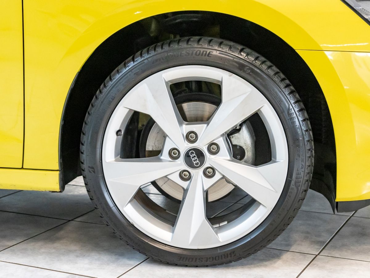 Audi A3 Sportback advanced 30 TFSI S tronic Pano AHK