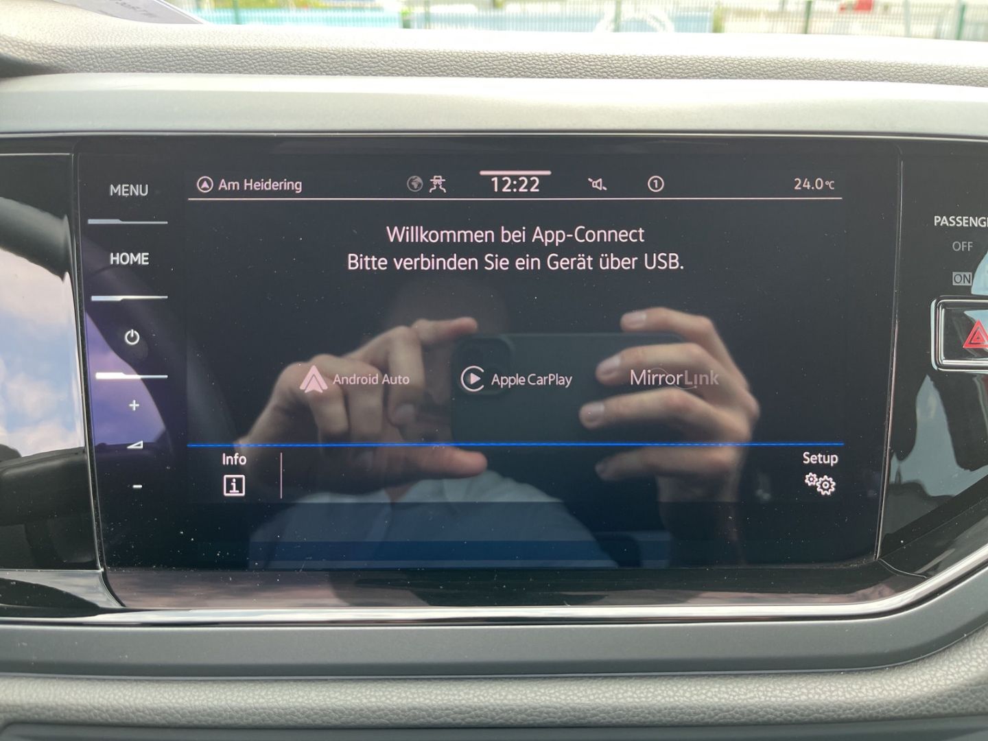 Volkswagen Taigo 1.5 TSI DSG R-Line - Samsaru's Car Outlet