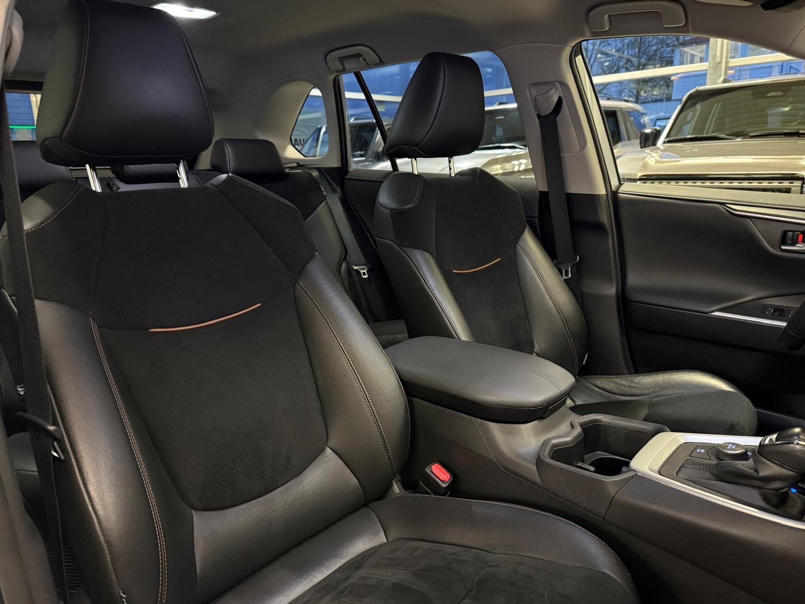 Toyota RAV 4 HYBRID-4x4-LED-LEDER-KAMERA-MOD. 2024