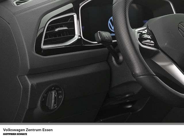 Volkswagen T-Roc R-Line - Samsaru's Car Outlet