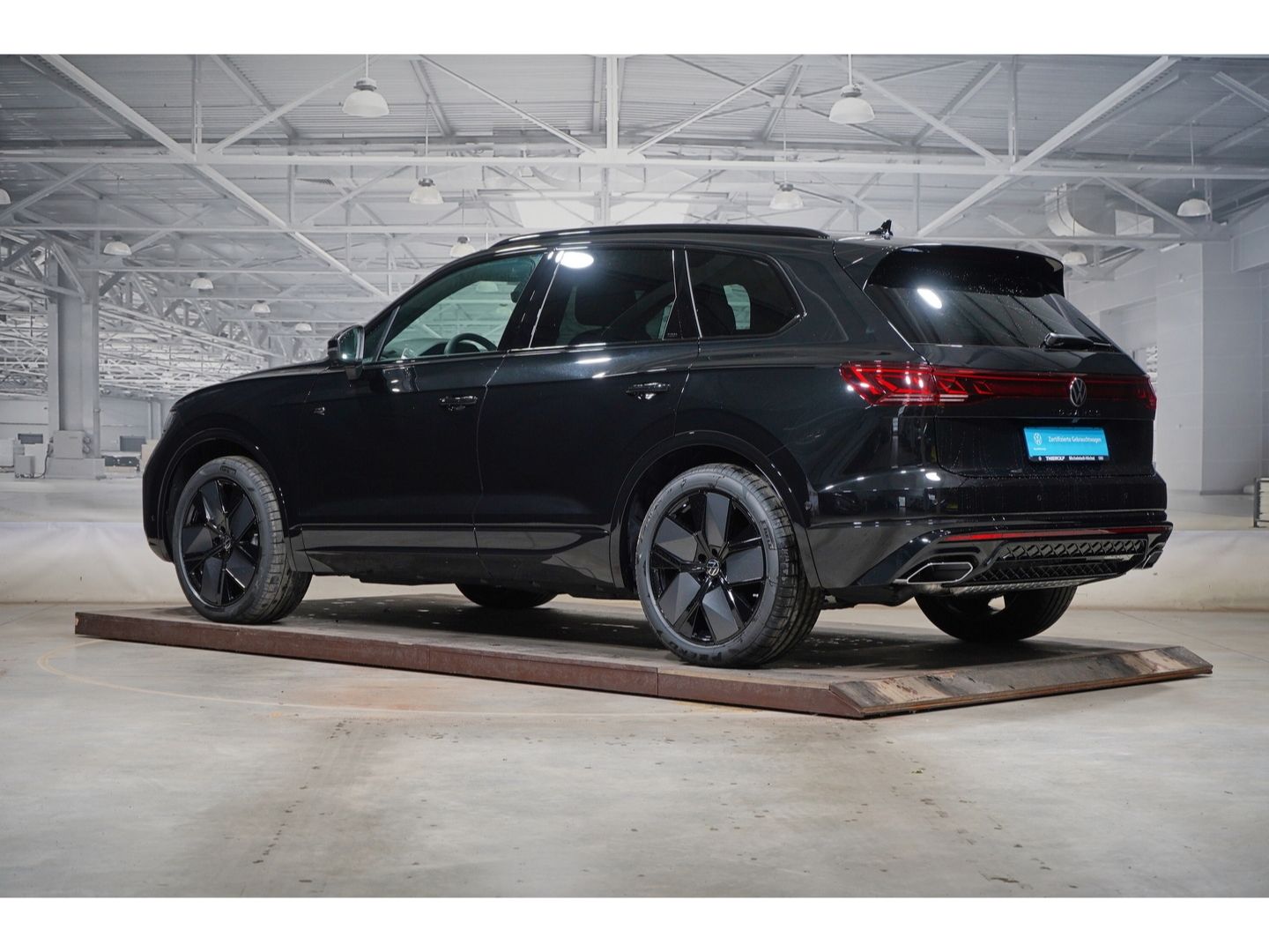 Volkswagen Touareg R-Line 3.0 TDI 360 Pano AHK