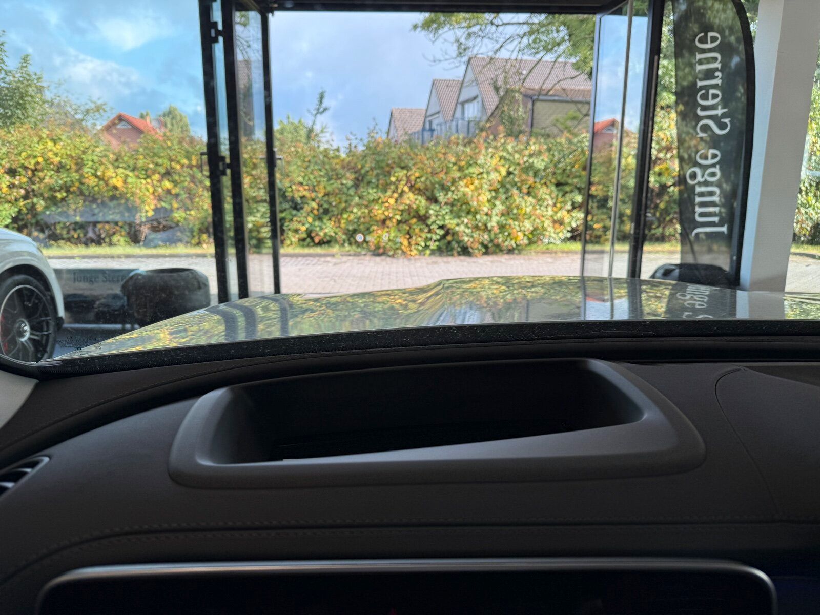 Mercedes-Benz GLC 300 e 4M AMG - Samsaru's Car Outlet