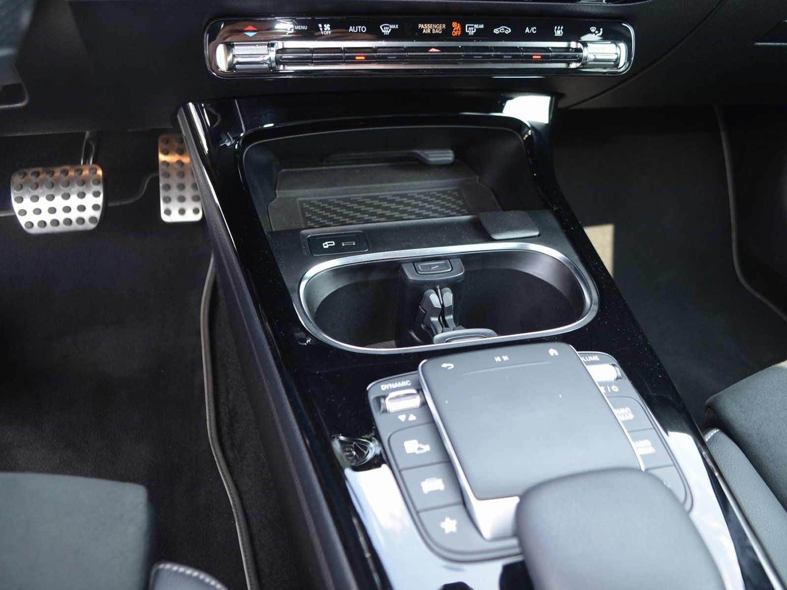 Mercedes-Benz e HYBR EDITION 2020 AMG - Samsaru's Car Outlet