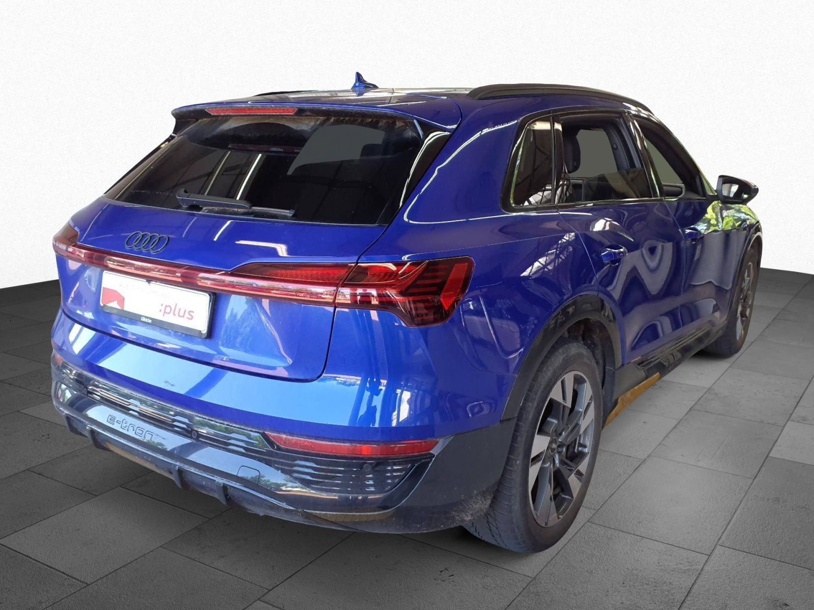 Audi Q8 55 e-tron qu. S line Matrix B&O Pano HuD AHK