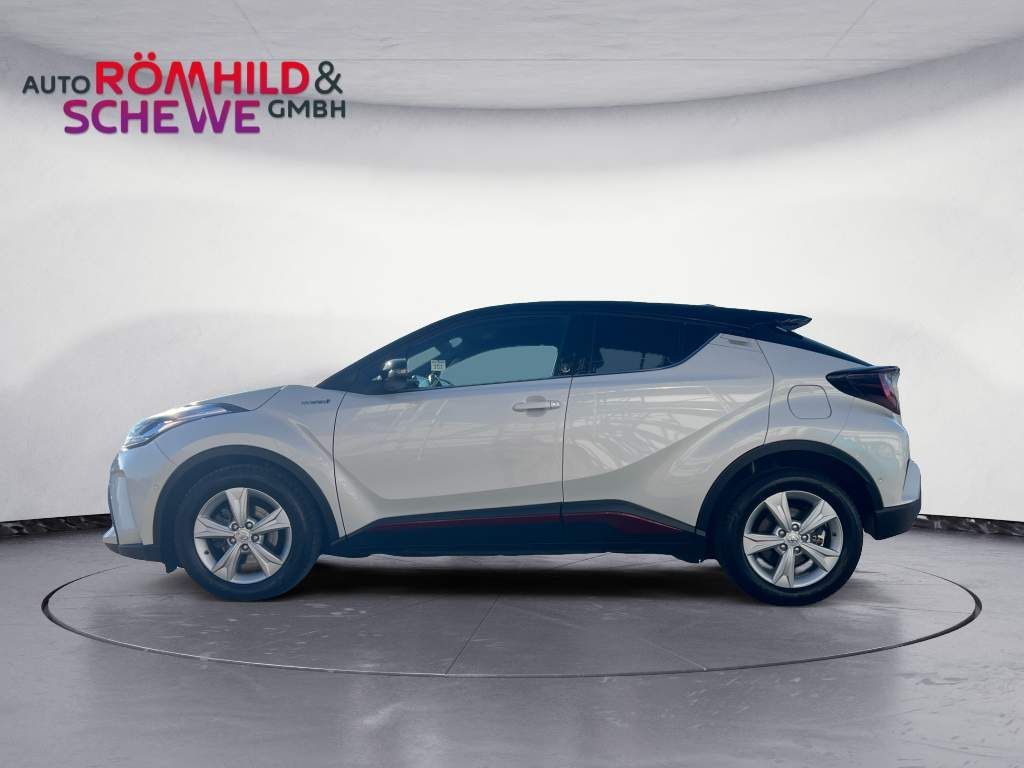 Toyota C-HR Hybrid Style - Samsaru's Car Outlet