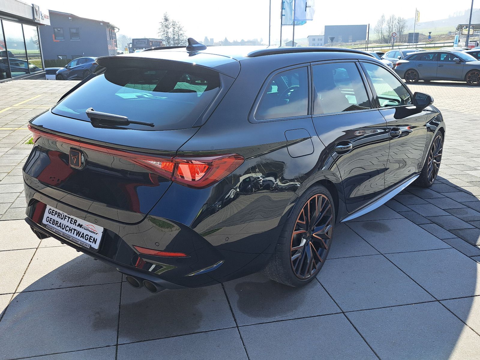 Cupra Leon VZ 2.0 TSI 310 PS 4Drive DSG - Samsaru's Car Outlet