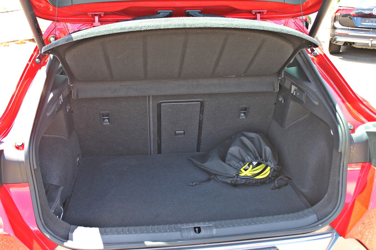 Cupra Formentor eHybrid (Pano,AHK,ACC,RFK,eKLAPPE,...)