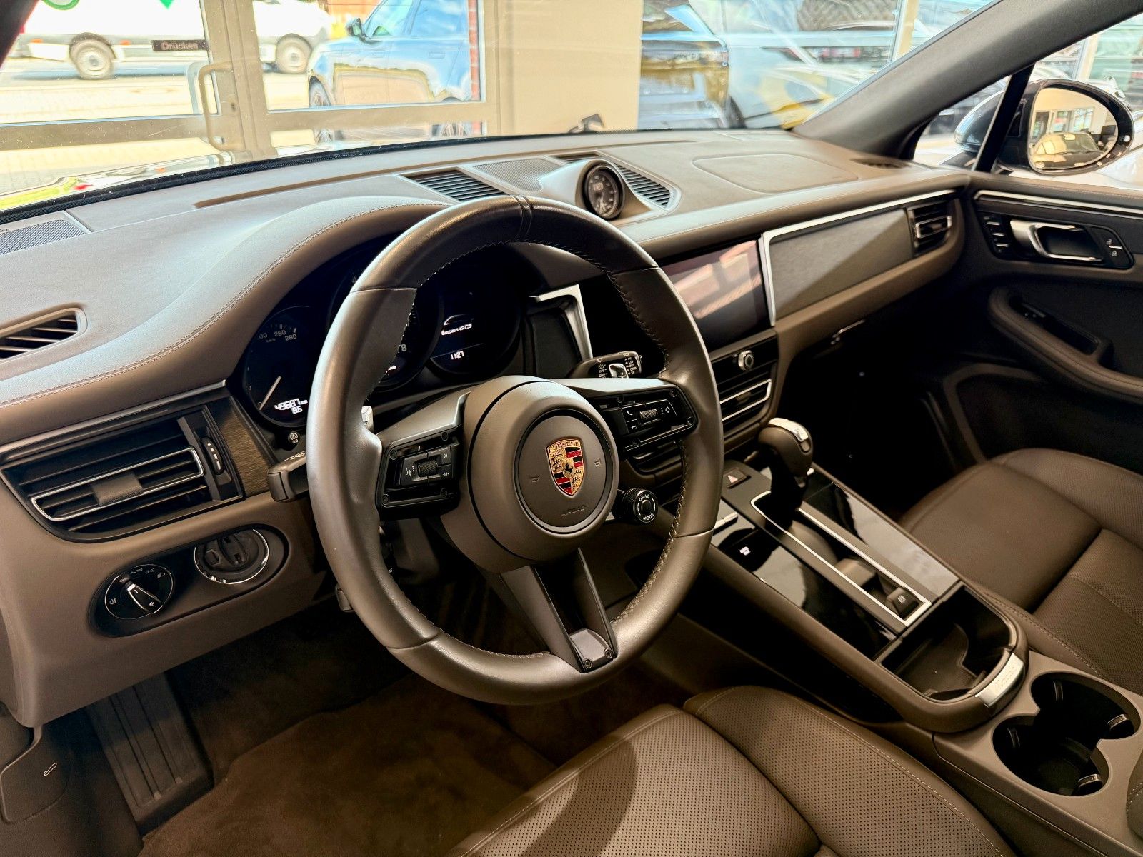 Porsche Macan GTS Luftfederung/AHK/ACC/Burmester/360