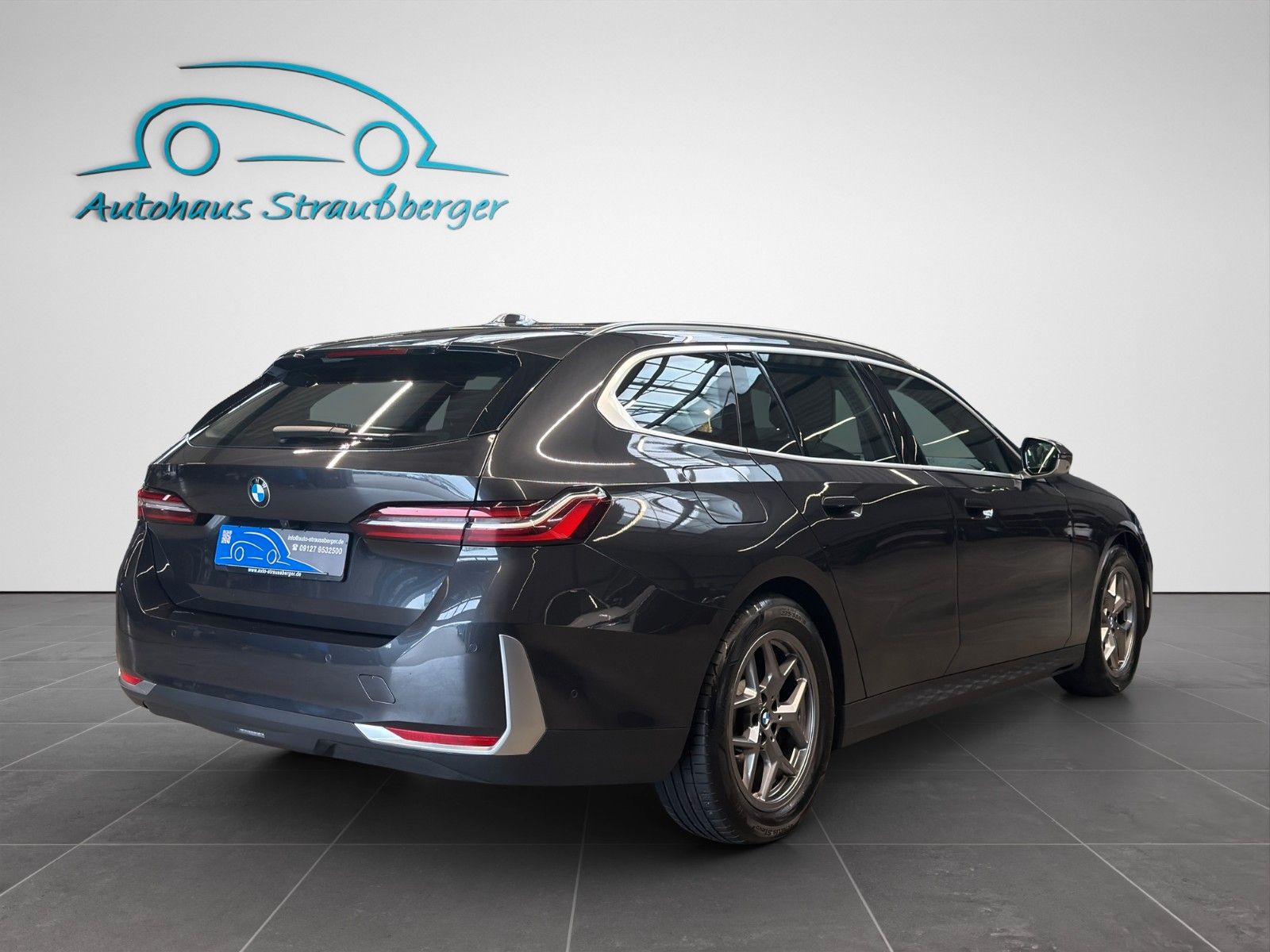 BMW 520xd Touring ACC STHZ 360° H/K HUD 4-ZK LED QI