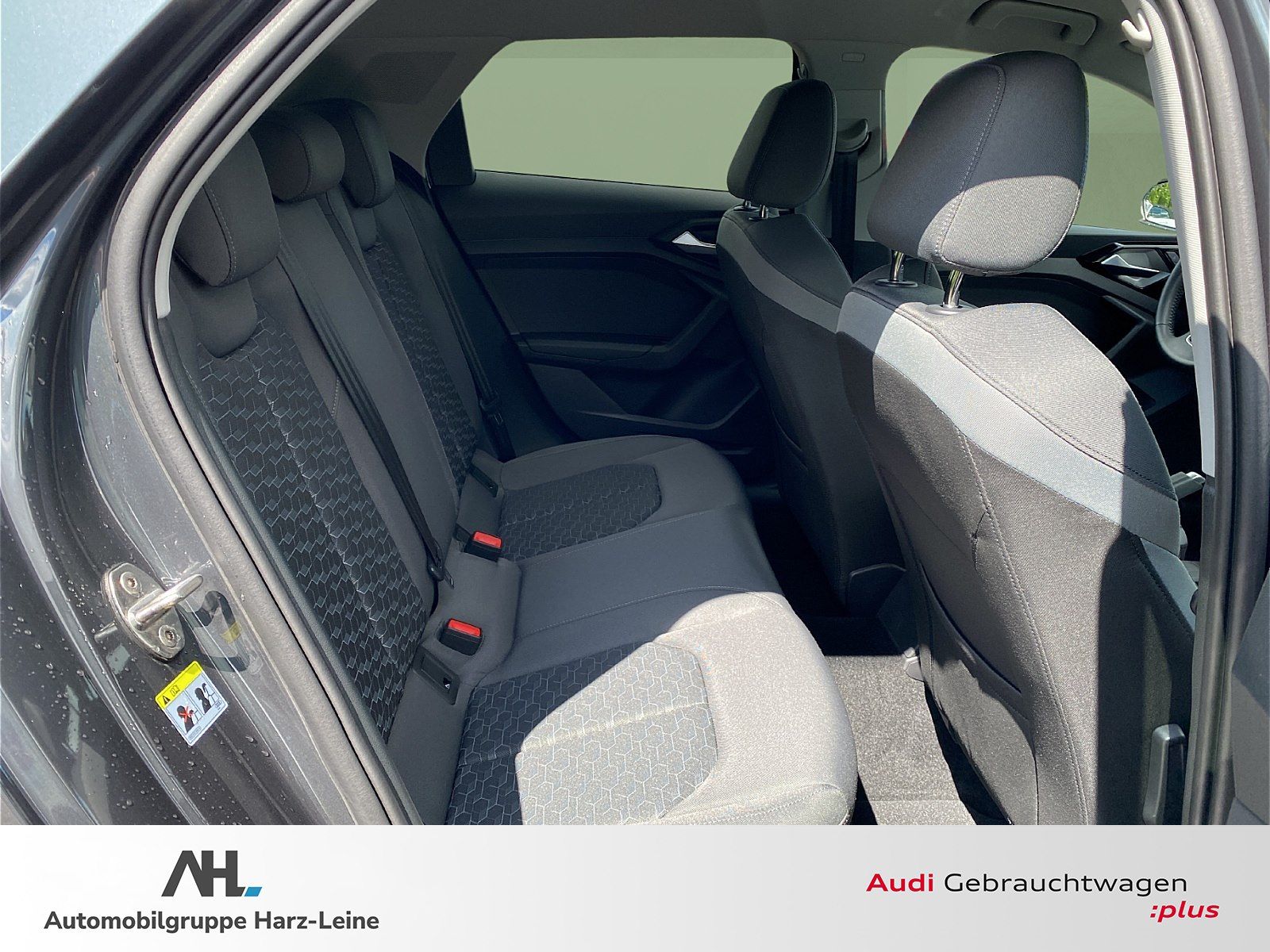 Audi A1 Sportback 30 TFSI advanced S-tronic - Samsaru's Car Outlet