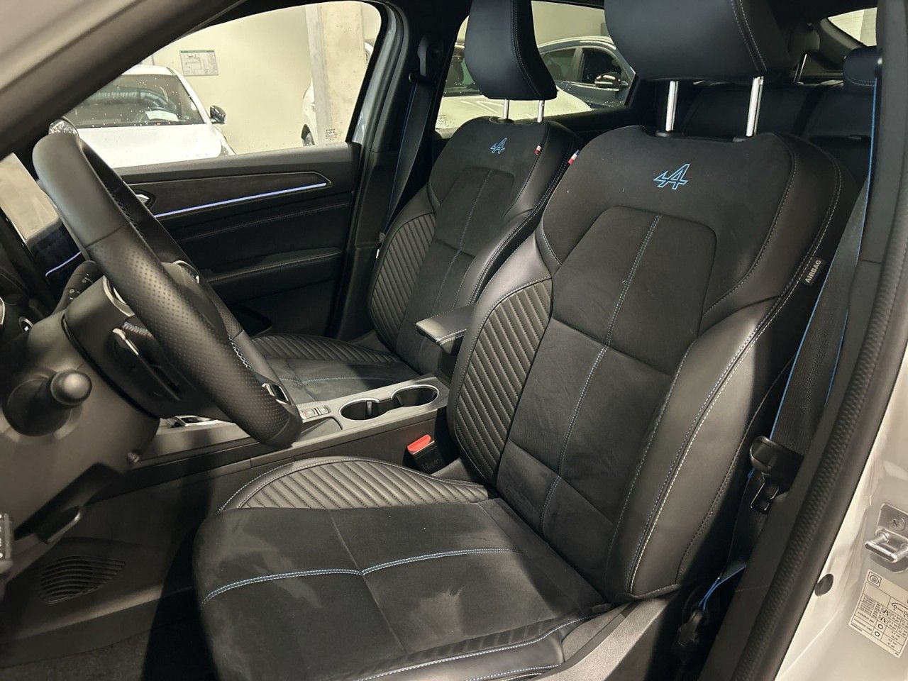 Renault Arkana Esprit Alpine Mild Hybrid - Samsaru's Car Outlet