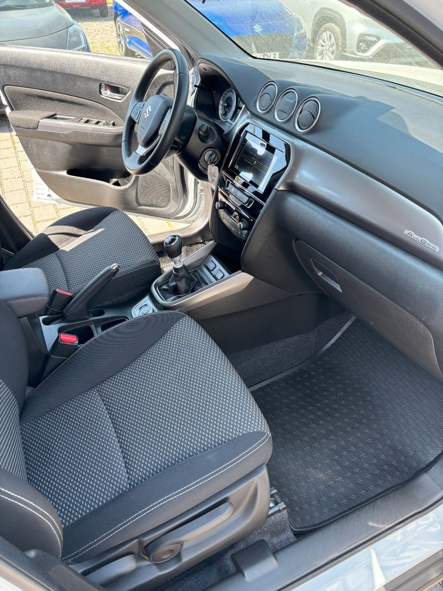 Suzuki Vitara 1.4 Mild-Hybrid 4x4 - Samsaru's Car Outlet