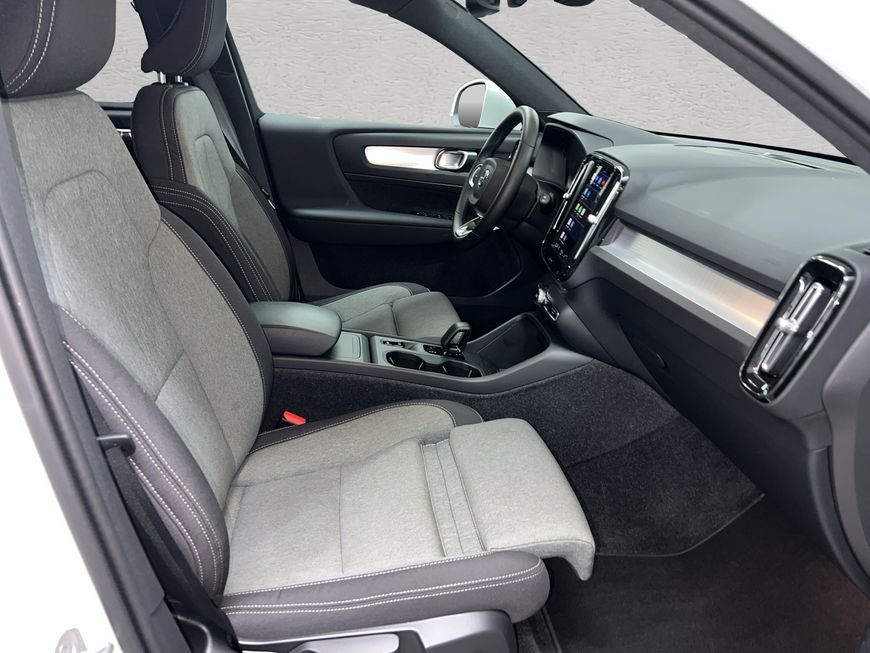 Volvo XC40 B3 B DKG Core AHK