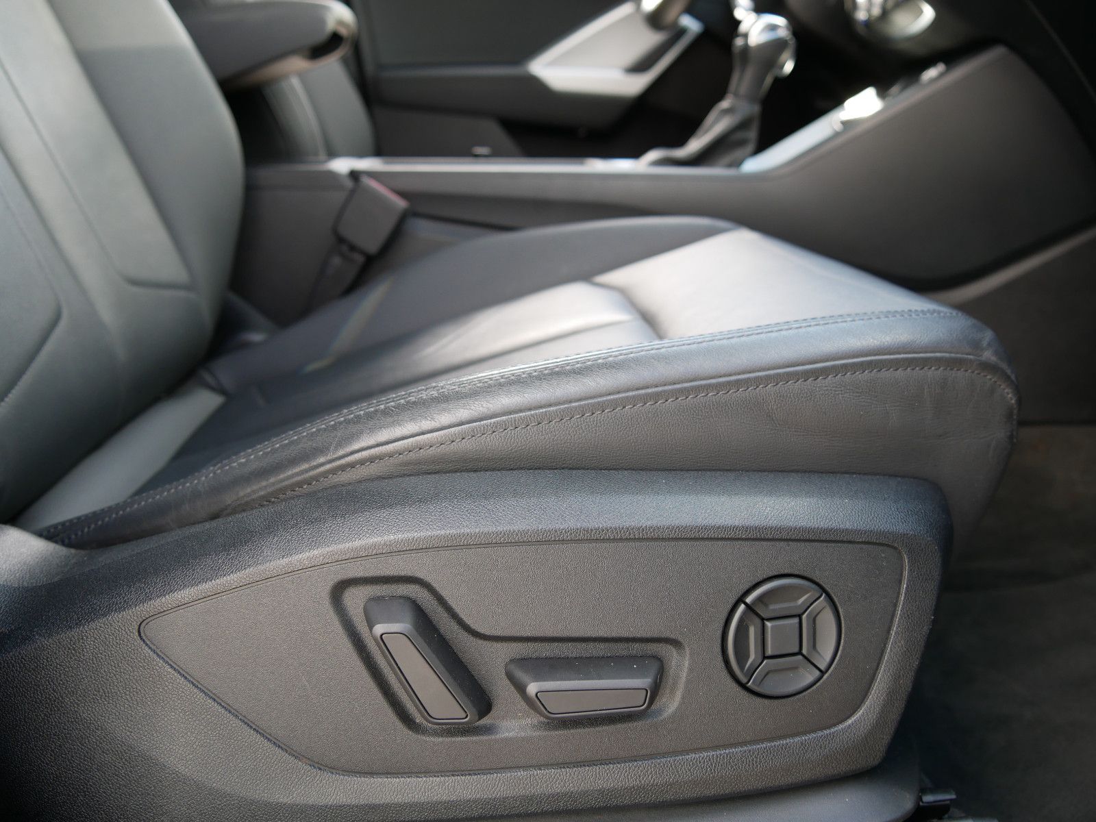 Audi Q3 Sportback 45 TFSI quattro - Samsaru's Car Outlet